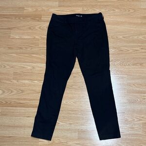 Old Navy Black Pixie Mid-Rise Pants
